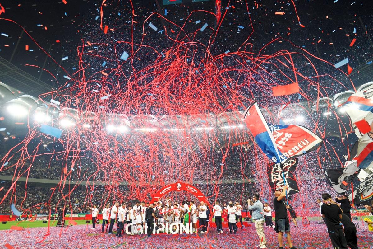FCSB, campioana României » 50 de imagini de colecție realizate de Raed Krishan, fotoreporterul Gazetei Sporturilor