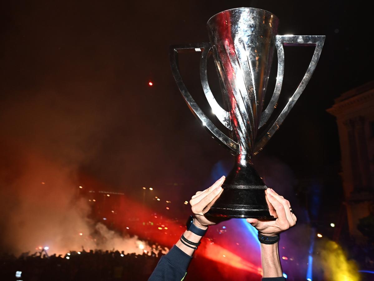 Imagini din autocarul campionilor de la FCSB