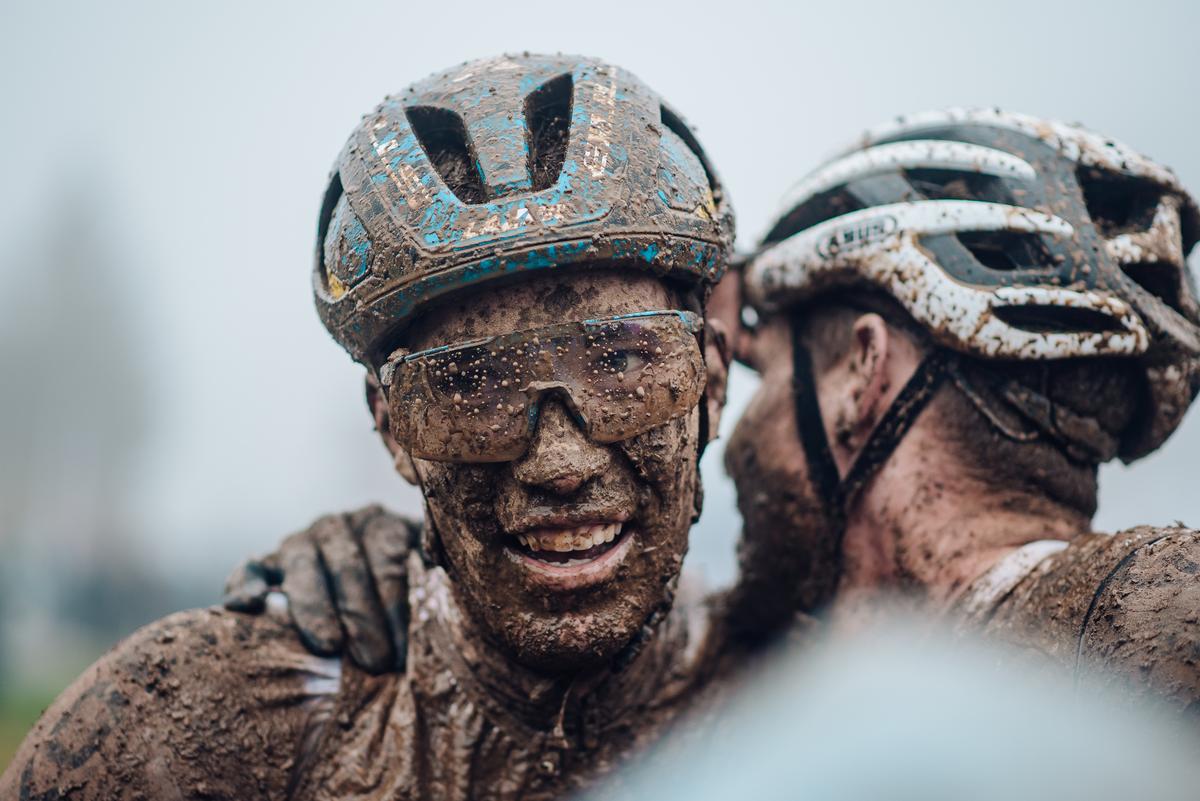 Imagini cât o mie de cuvinte » S-au terminat Campionatele Europene de Mountain Bike de la Cheile Grădiștei