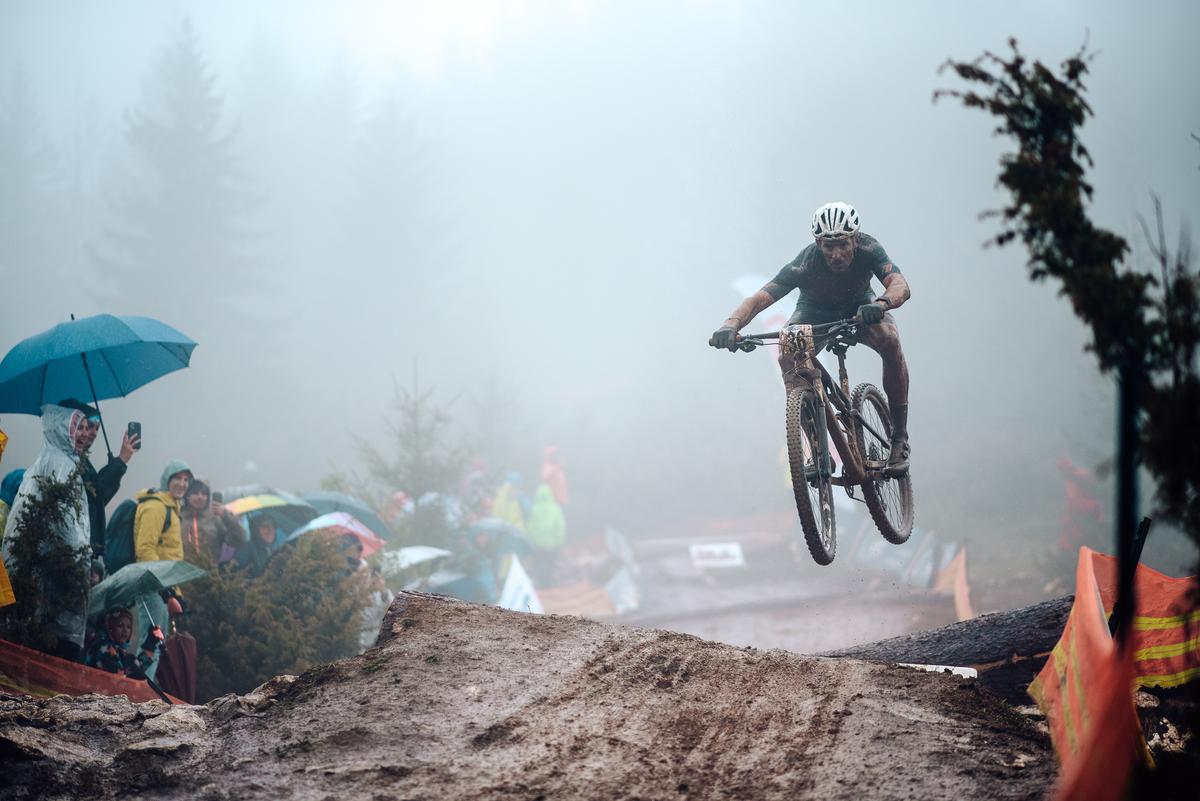 Imagini cât o mie de cuvinte » S-au terminat Campionatele Europene de Mountain Bike de la Cheile Grădiștei