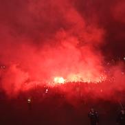 FCSB a plecat de la Arena Națională cu un autocar special. 5.000 de fani i-au așteptat la Ateneul Român FOTO Răzvan Păsărică / sportpictures.eu