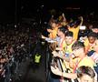 FCSB a plecat de la Arena Națională cu un autocar special. 5.000 de fani i-au așteptat la Ateneul Român FOTO Răzvan Păsărică / sportpictures.eu