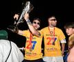 FCSB a plecat de la Arena Națională cu un autocar special. 5.000 de fani i-au așteptat la Ateneul Român FOTO Răzvan Păsărică / sportpictures.eu