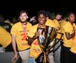 FCSB a plecat de la Arena Națională cu un autocar special. 5.000 de fani i-au așteptat la Ateneul Român FOTO Răzvan Păsărică / sportpictures.eu