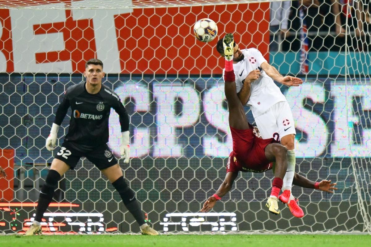FCSB, campioana României » 50 de imagini de colecție realizate de Raed Krishan, fotoreporterul Gazetei Sporturilor