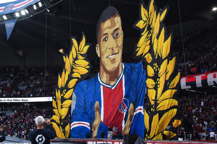 Coregrafia dedicată lui Kylian Mbappe / Foto: Imago Images