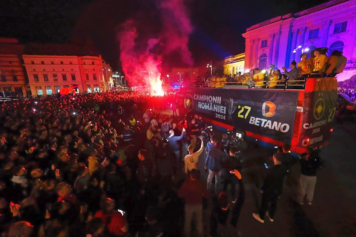 FCSB - campioana României 2023-2024 (FOTO Raed Krishan)