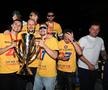 FCSB a plecat de la Arena Națională cu un autocar special. 5.000 de fani i-au așteptat la Ateneul Român FOTO Răzvan Păsărică / sportpictures.eu