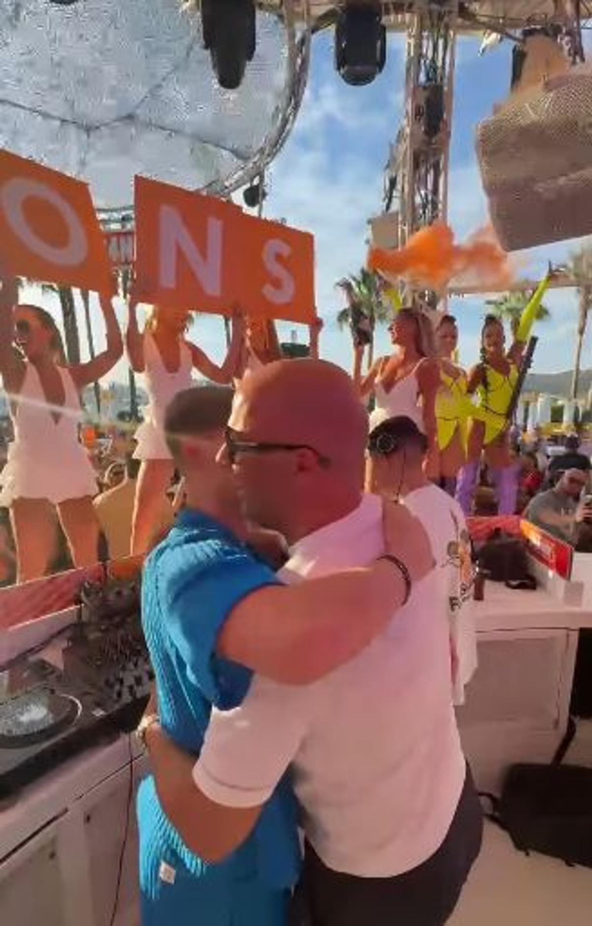 Arne Slot a sărbătorit în Ibiza titlul câștigat cu Liverpool