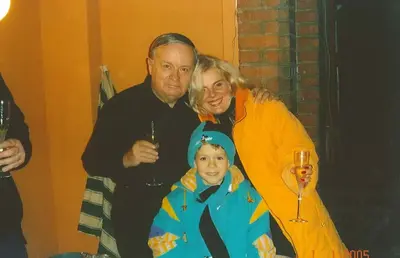 Interviu cu mezinul lui Cristian Țopescu: „Gheorghe Hagi, Nadia Comăneci, Ivan Patzaichin, Ilie Năstase și Helmut Duckadam, toți veneau la zilele de naștere” » „Asta cred că am moștenit de la tata”