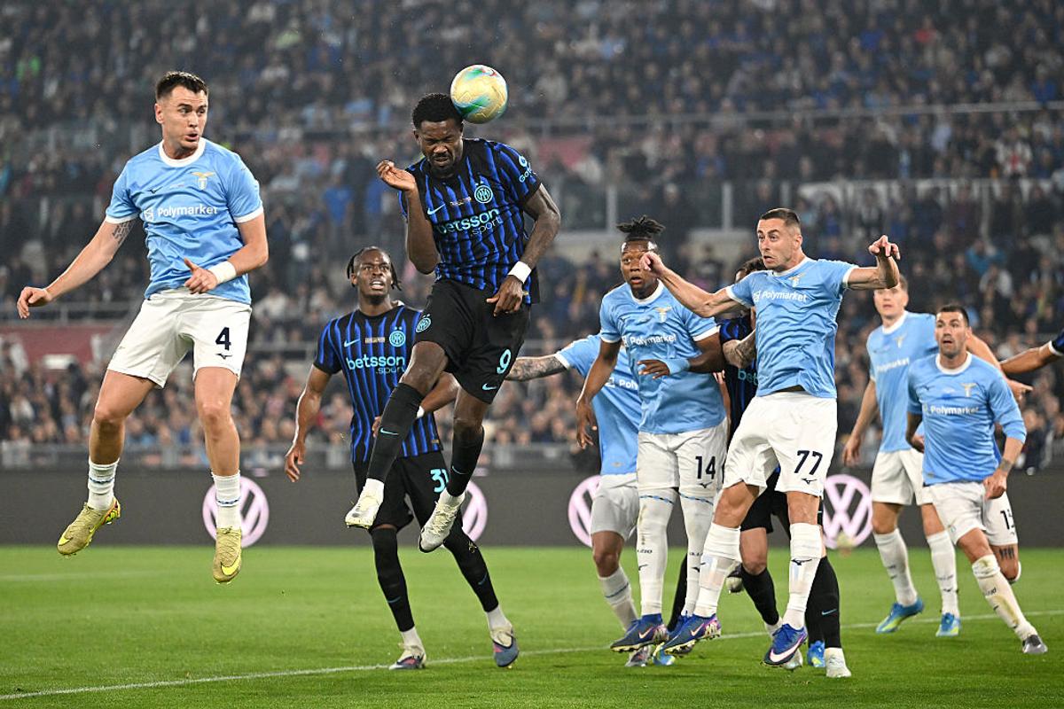 Cristi Chivu a transmis ce urmează, după cele două trofee cucerite cu Inter: „În fotbal, lucrurile se planifică pe termen scurt”