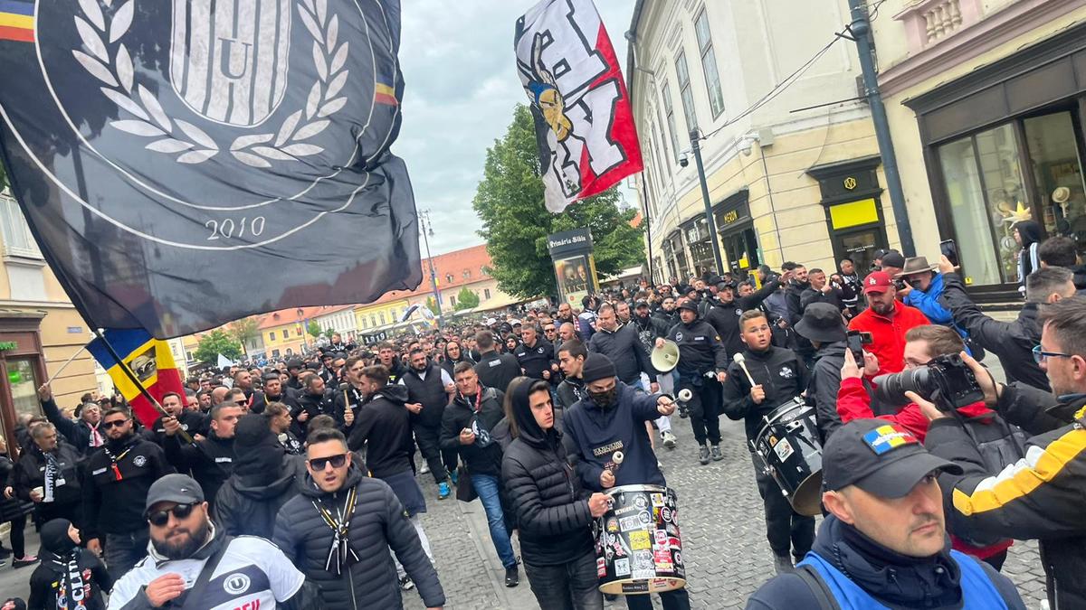 Înainte de U Cluj - Craiova, 13 mai 2026