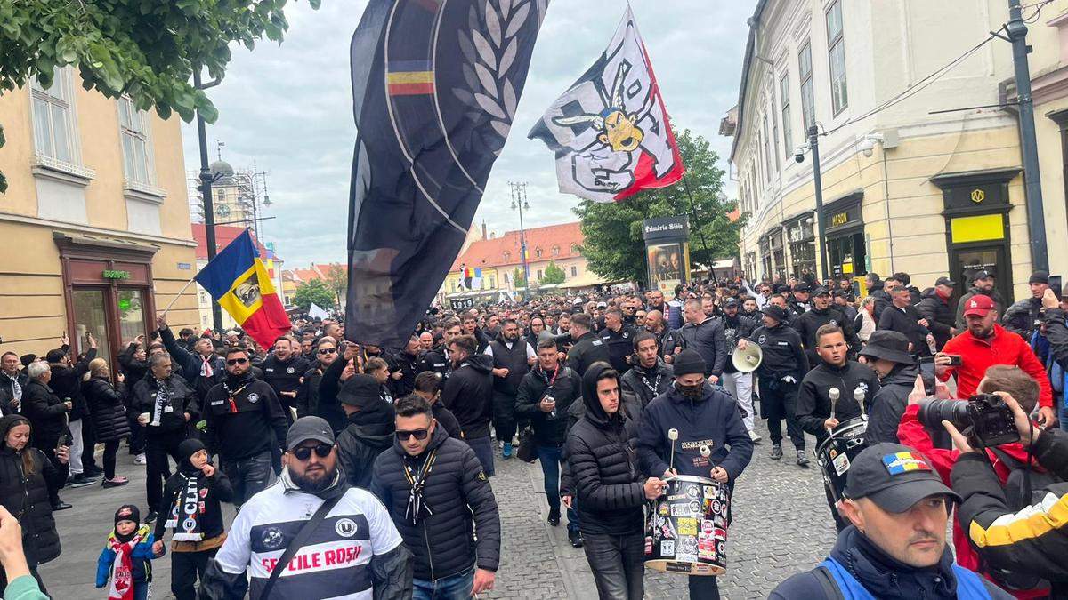 Înainte de U Cluj - Craiova, 13 mai 2026