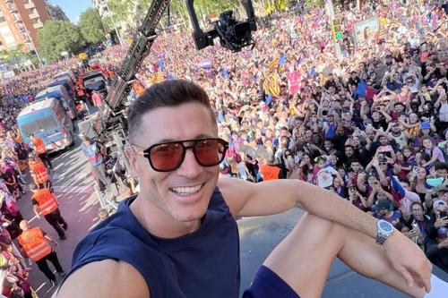 Robert Lewandowski, aproape de plecarea de la Barcelona / foto: instagram @_rl9