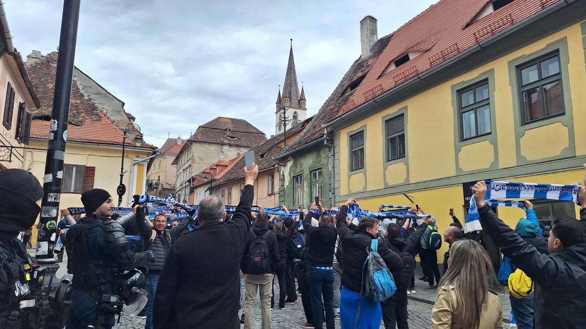 Suporterii Craiovei au ajuns la Sibiu