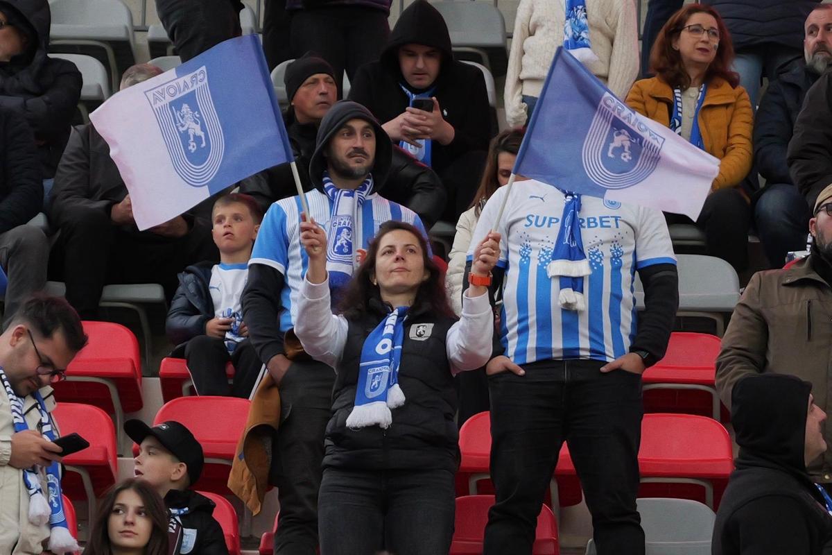 Imagini cu fanii în stadion la Sibiu, înainte de U Cluj - Universitatea Craiova