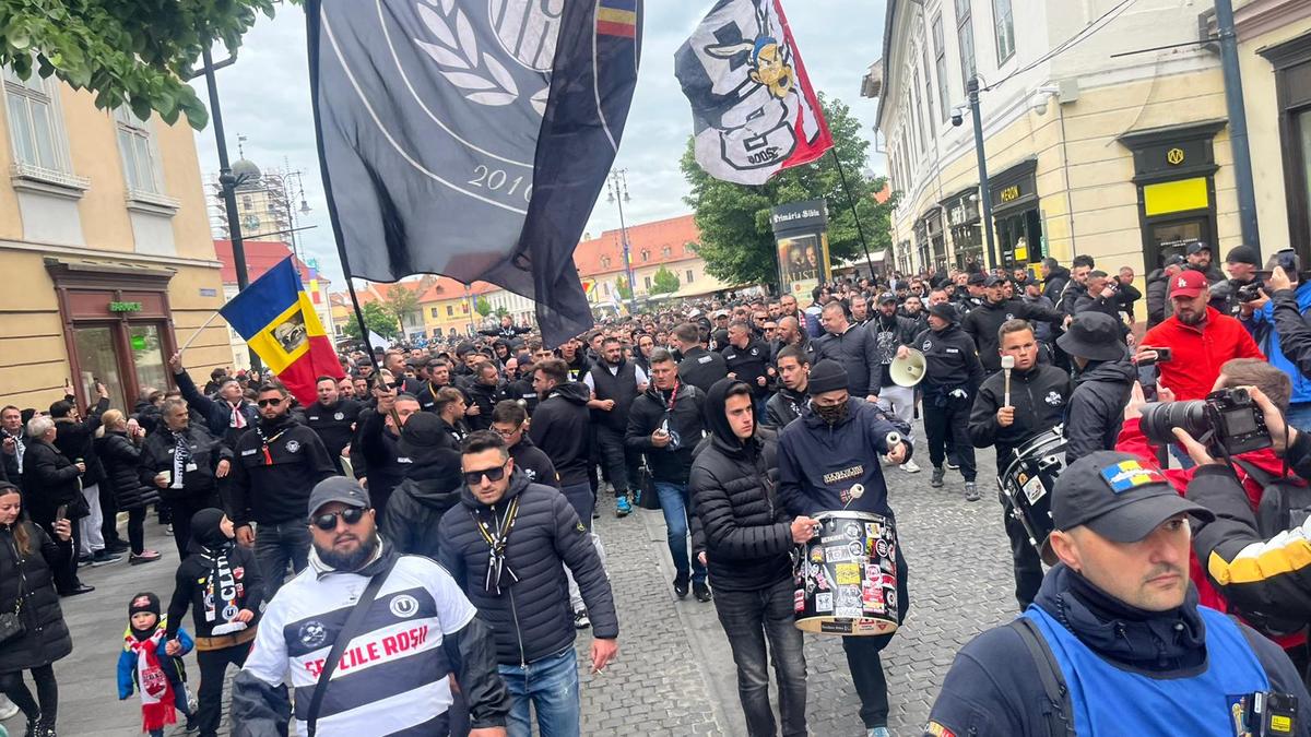 Înainte de U Cluj - Craiova, 13 mai 2026