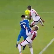 Presupus penalty neacordat în Rayo - Real 0-0: minutul 22, Bellingham ținut de Chavarria