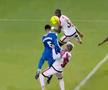 Presupus penalty neacordat în Rayo - Real 0-0: minutul 22, Bellingham ținut de Chavarria