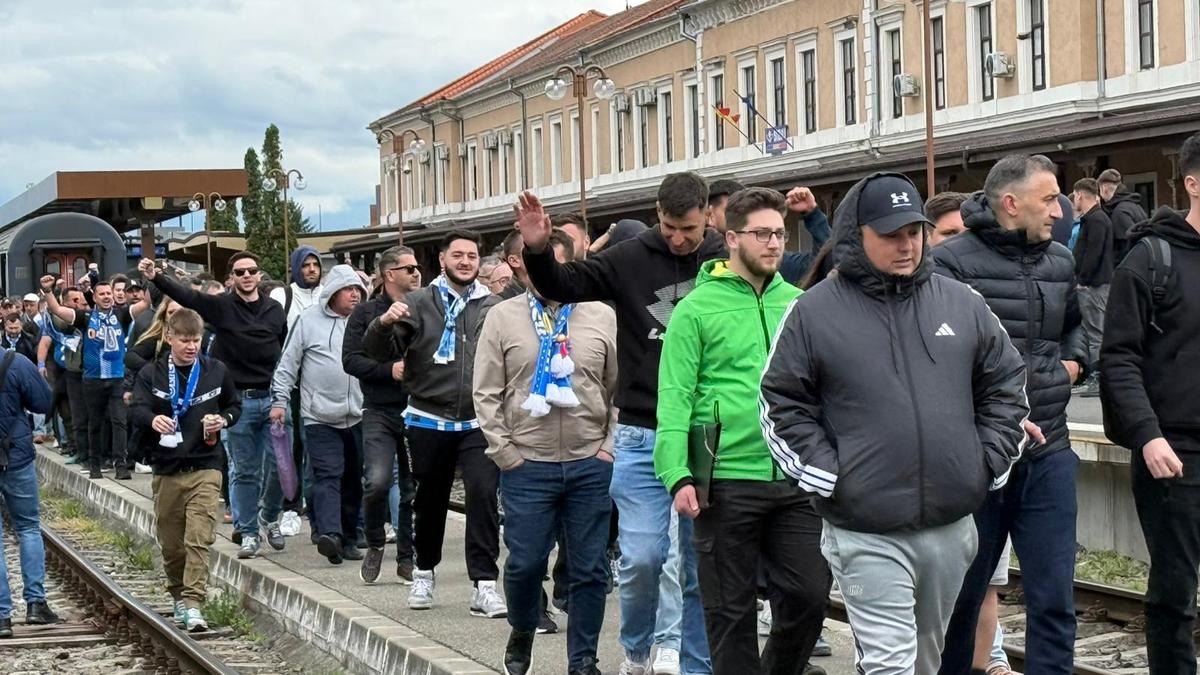 Suporterii Craiovei au plecat spre Sibiu