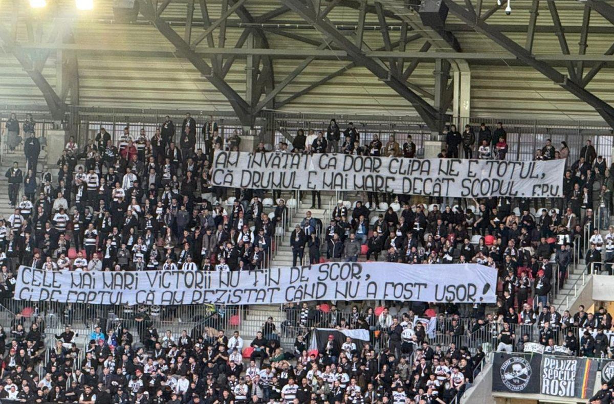 Toate mesajele afișate în tribune la U Cluj - Universitatea Craiova, finala Cupei României Betano