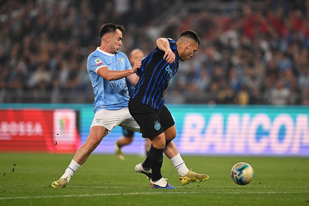 Cristi Chivu a transmis ce urmează, după cele două trofee cucerite cu Inter: „În fotbal, lucrurile se planifică pe termen scurt”