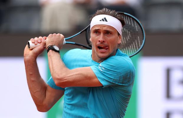 După eliminarea în „optimi” la Roma, Alexander Zverev a criticat dur terenul: „Cel mai prost pe care am jucat vreodată”