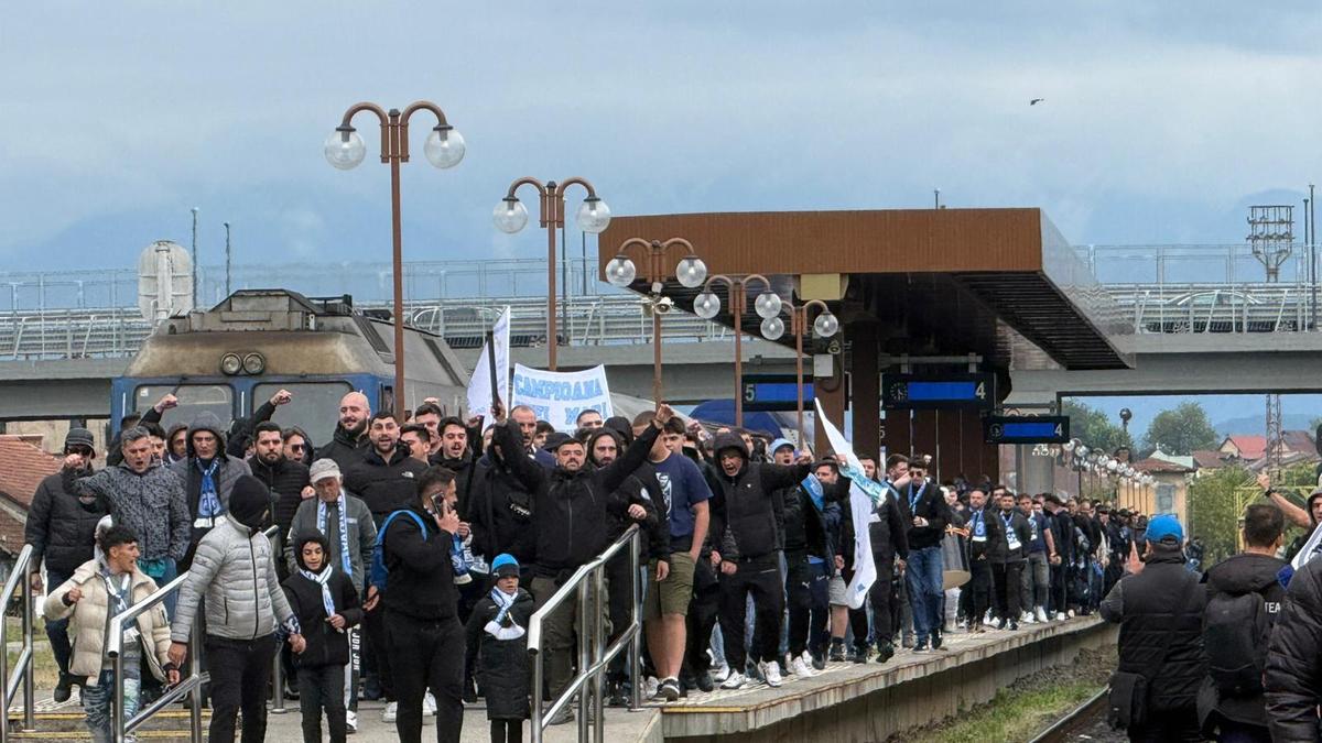 Suporterii Craiovei au plecat spre Sibiu