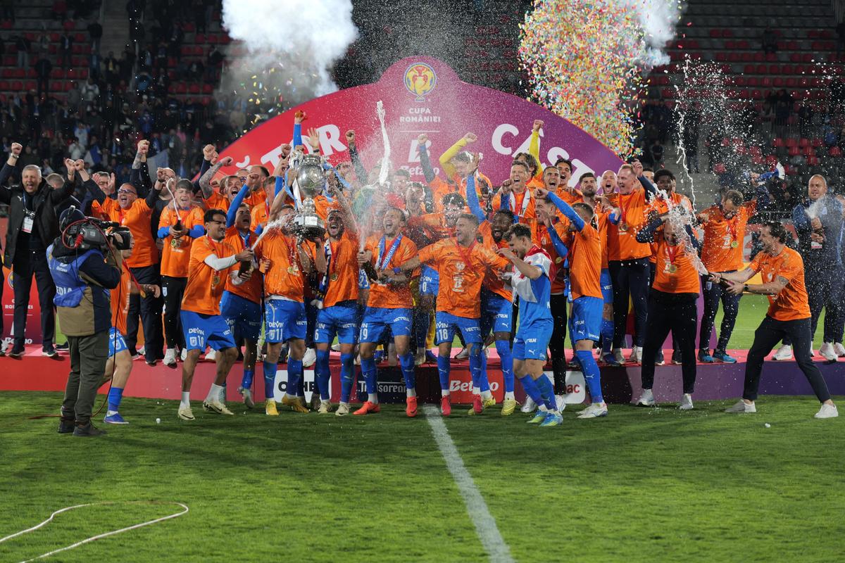 Acord în studio: „El e jucătorul finalei U Cluj - Craiova”