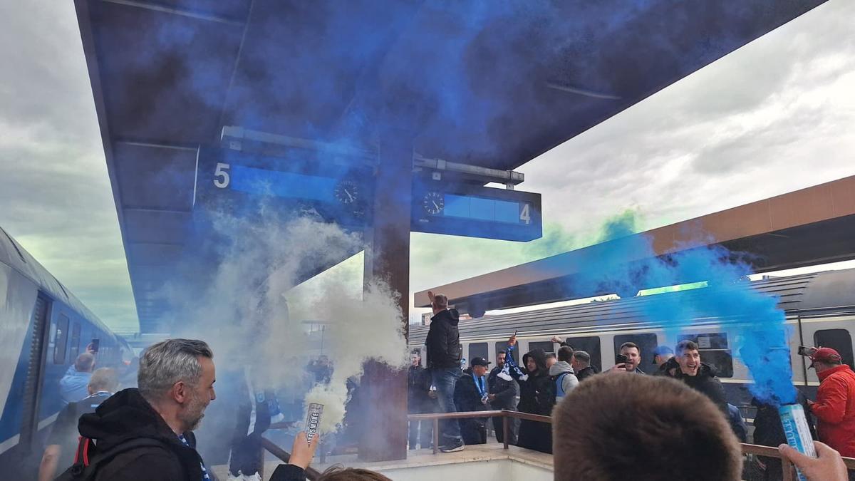 Suporterii Craiovei au plecat spre Sibiu