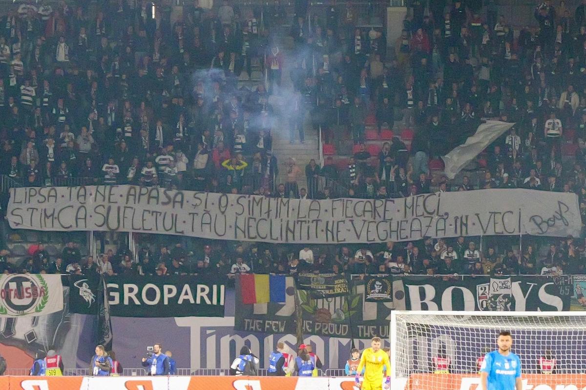 Toate mesajele afișate în tribune la U Cluj - Universitatea Craiova, finala Cupei României Betano