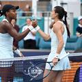 Sorana Cîrstea și Coco Gauff, la fileu, la Miami/Foto: Imago Images