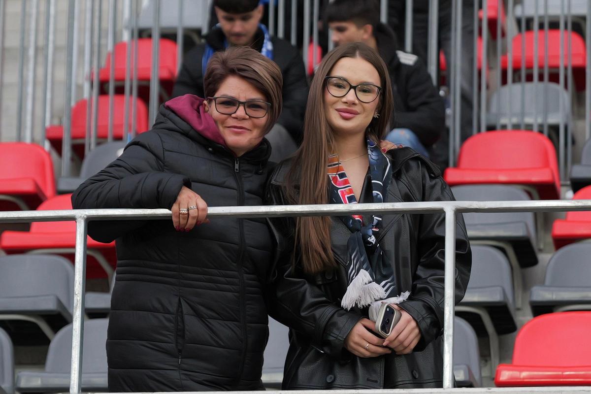 Imagini cu fanii în stadion la Sibiu, înainte de U Cluj - Universitatea Craiova