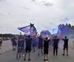 VIDEO+FOTO EXCLUSIV Ultrașii FCSB, spectacol în Berceni! Imagini de la plecarea „roș-albaștrilor” la Cluj