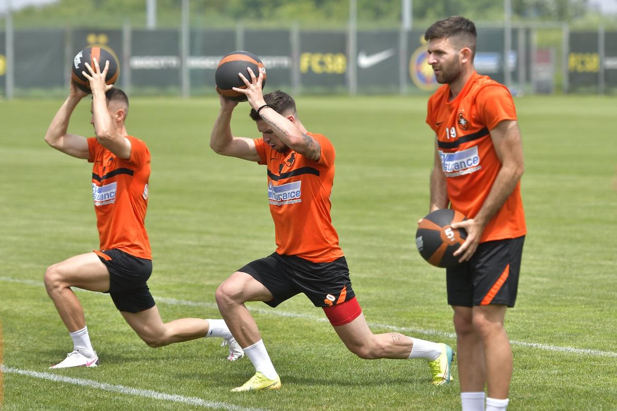 FCSB, primul antrenament cu Dinu Todoran