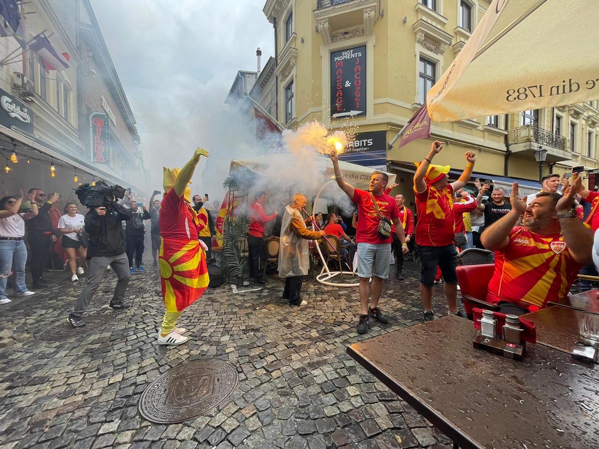 Austria - Macedonia de Nord, pas cu pas spre stadion » Reporterul GSP a urmat traseul fanilor: de la controlul medical, la fluierul de start