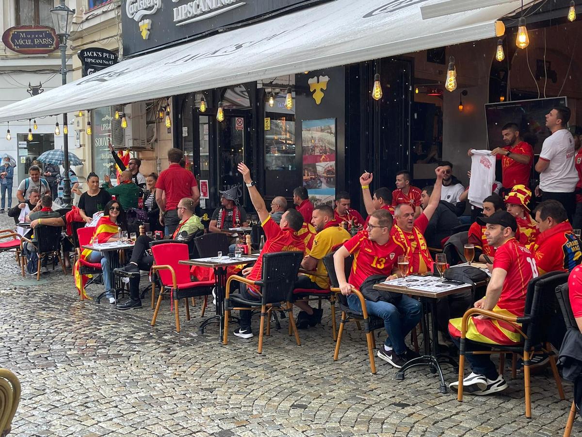Austria - Macedonia de Nord, pas cu pas spre stadion » Reporterul GSP a urmat traseul fanilor: de la controlul medical, la fluierul de start