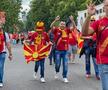 Nord-macedonenii, show în Centrul Vechi al Capitalei » Se îndreaptă acum spre Arena Națională