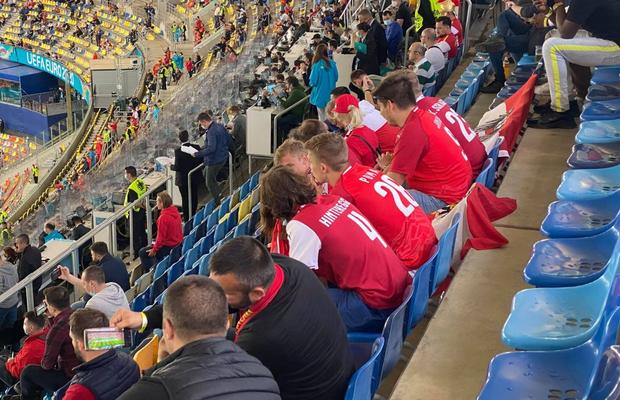 10 lucruri care nu s-au văzut la TV înainte de Austria - Macedonia de Nord » Am scăpat de bișnițari, stadionul s-a transformat