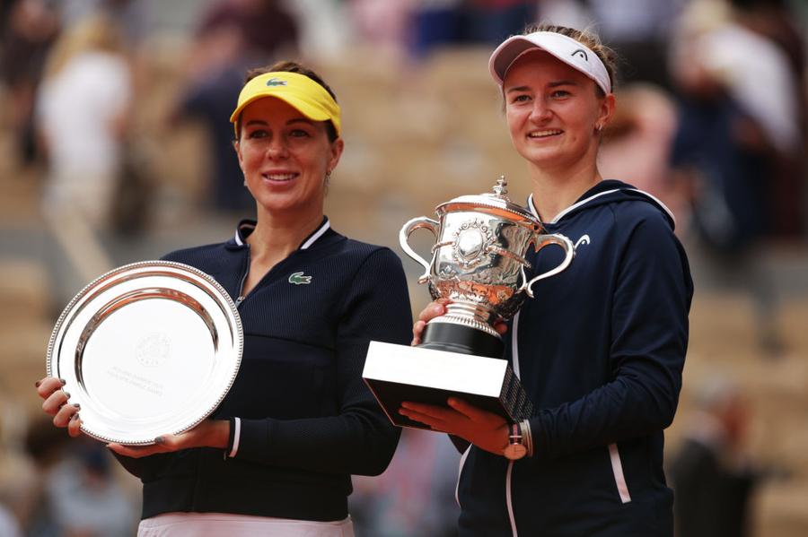 Krejcikova, triumfătoare în finala cu Pavliucenkova Djokovic - Tsitsipas, finala Roland Garros » Cristian Geambașu, cronică de pe Philippe Chatrier: „Ogarul imperial a mai câștigat o vânătoare!”