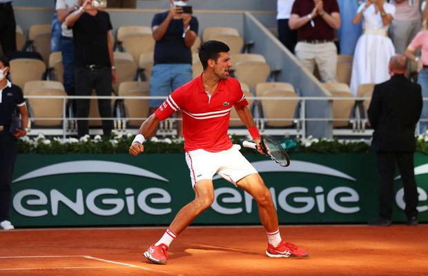 Djokovic - Tsitsipas, finala Roland Garros » Cristian Geambașu, cronică de pe Philippe Chatrier: „Ogarul imperial a mai câștigat o vânătoare!”