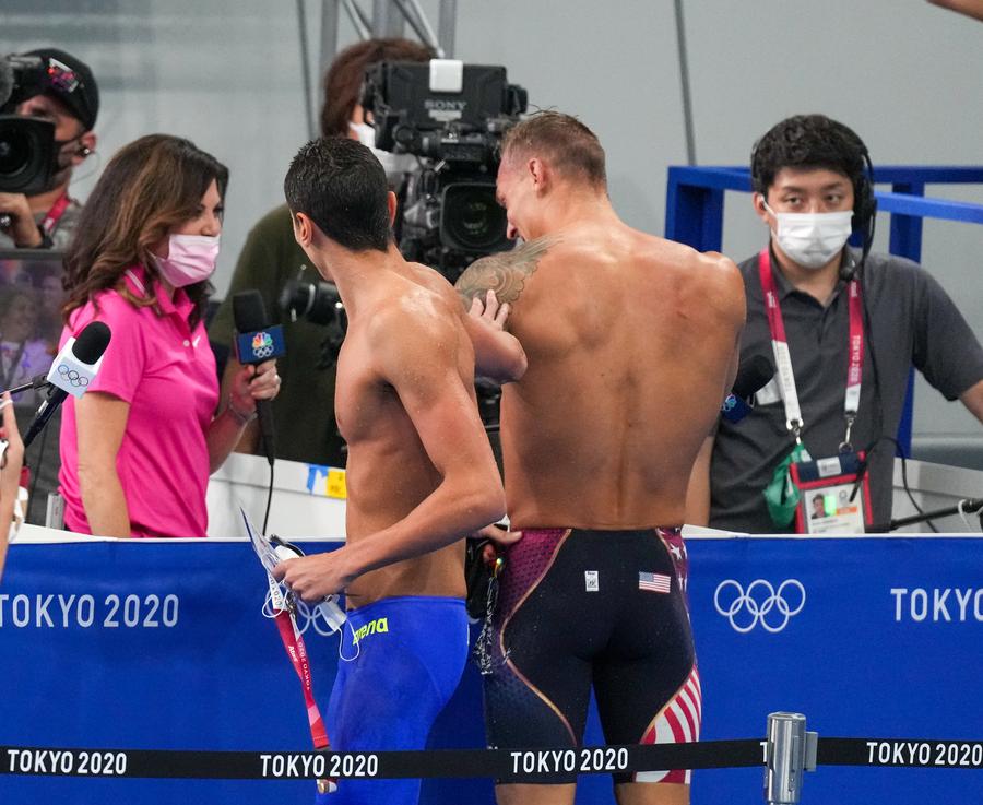 David Popovici și Caeleb Dressel la JO de la Tokyo FOTO Raed Krishan David Popovici înainte de Campionatele Mondiale: „Trebuie să rămân cu picioarele pe pământ”