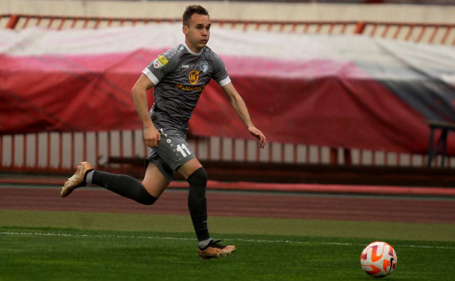 Vasilije Djuric, noul jucător de la Oțelul Galați Transfer interesant realizat de Dorinel Munteanu » Vine de la o echipă calificată în cupele europene și a jucat 32 de meciuri sezonul trecut