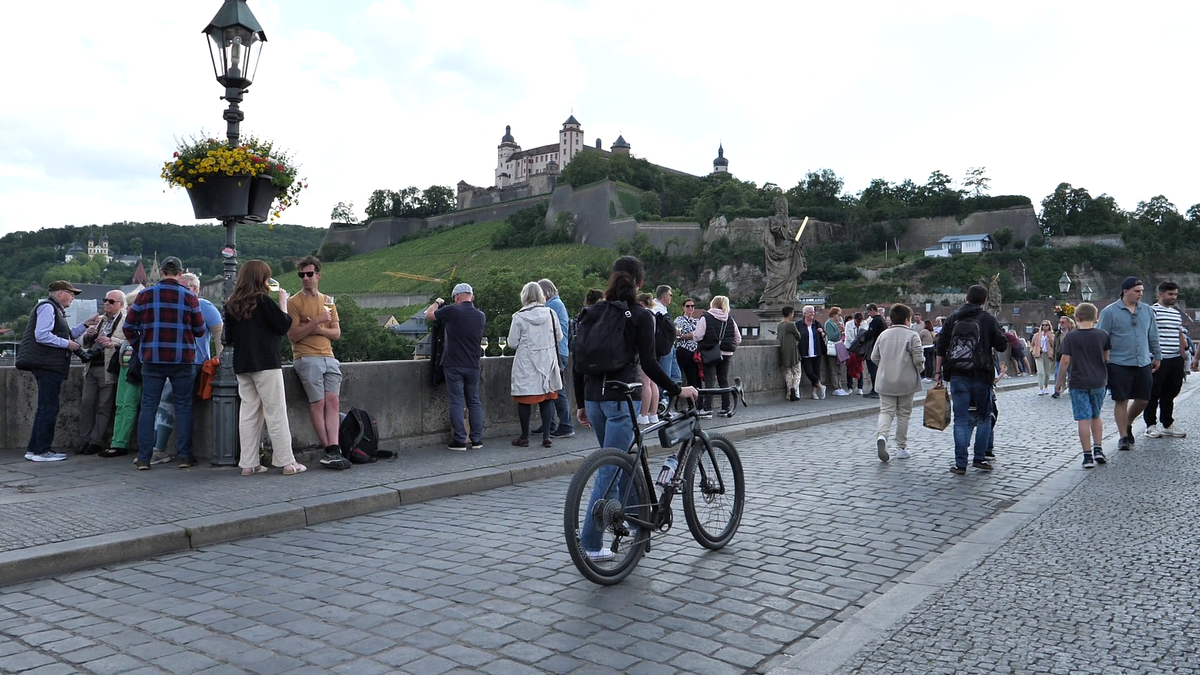 Cum arată Wurzburg, orașul în care România se pregătește pentru EURO 2024