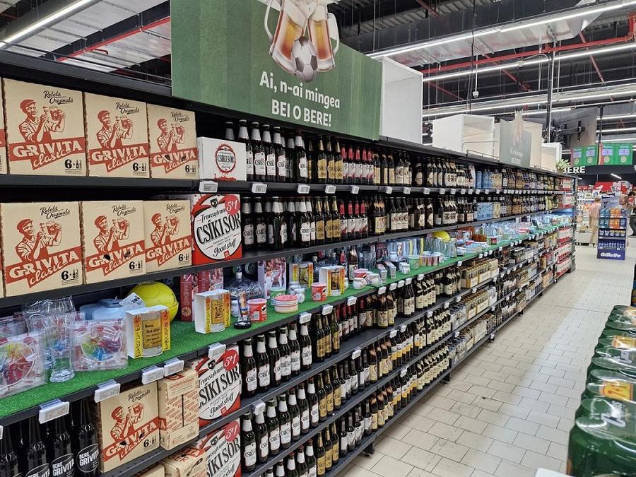 A început Marele Târg de Bere și Fotbal Auchan 2024: peste 300 de sortimente locale și internaționale la prețuri mici și tombolă cu sute de premii