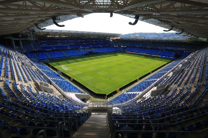 Arena „Tehelné pole” din Bratislava i-a impresionat pe români
