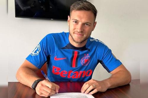 Dennis Politic, la semnarea contractului cu FCSB