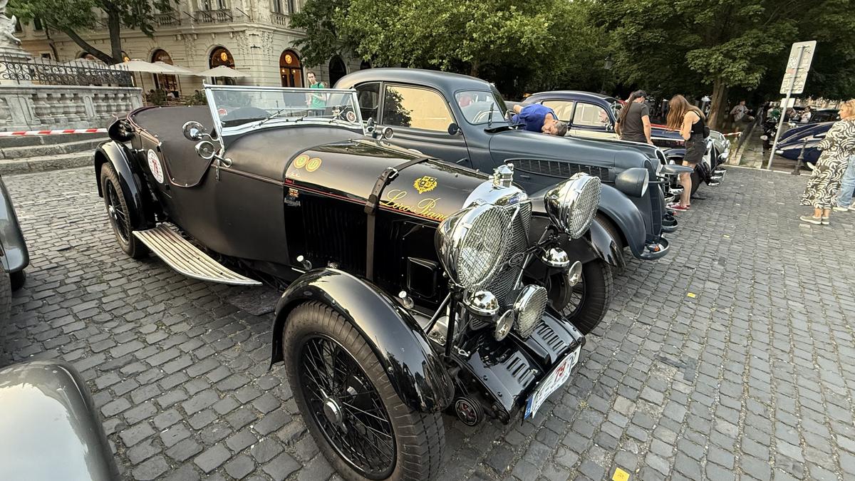 Cursă auto istorică cu tradiție între Praga și Bratislava - iunie 2025