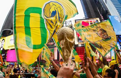 Brazilia intră în scenă la turneul final. Noapte albă de fotbal