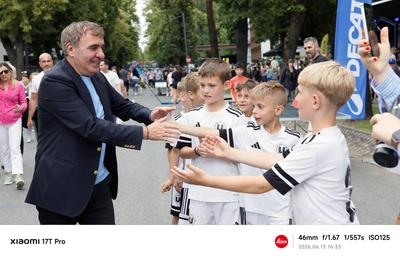 Fotografii de colecție și multe autografe  » Unde a aterizat Gică Hagi, după ce a refuzat să meargă la Campionatul Mondial